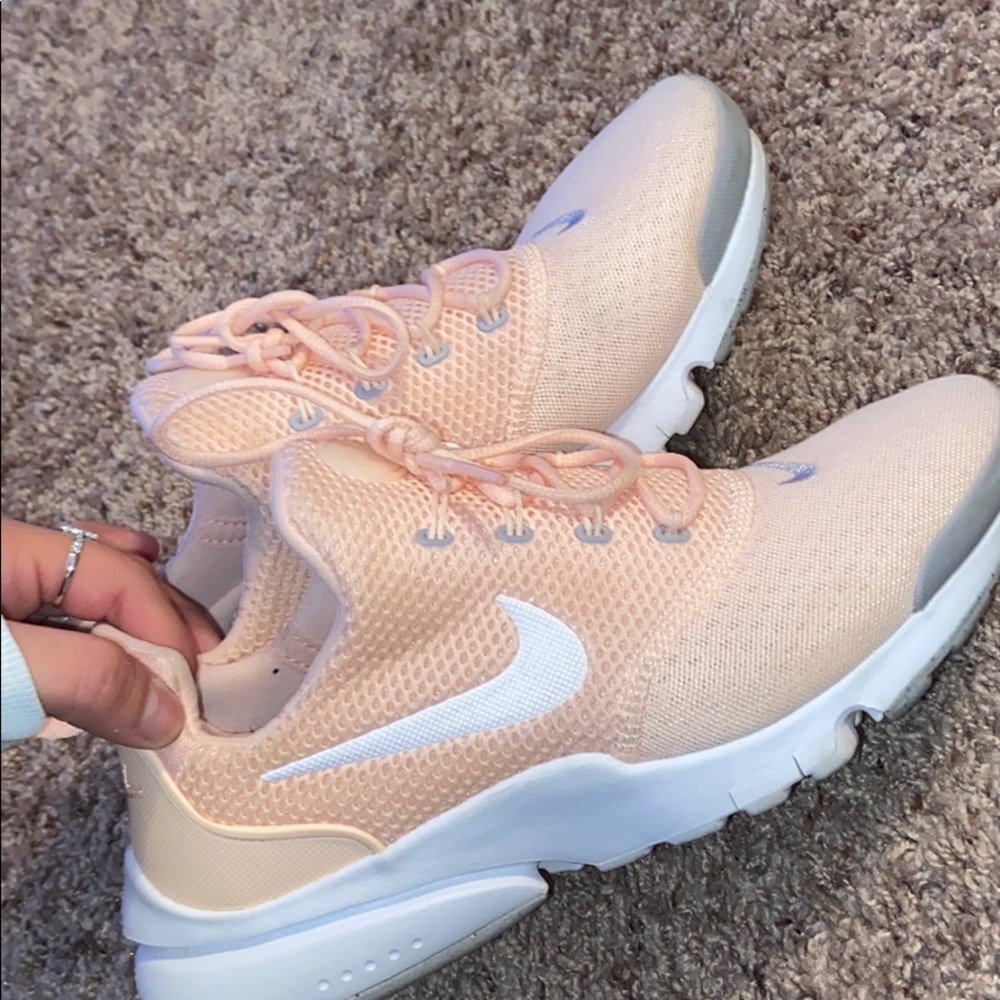 cute athletic shoes